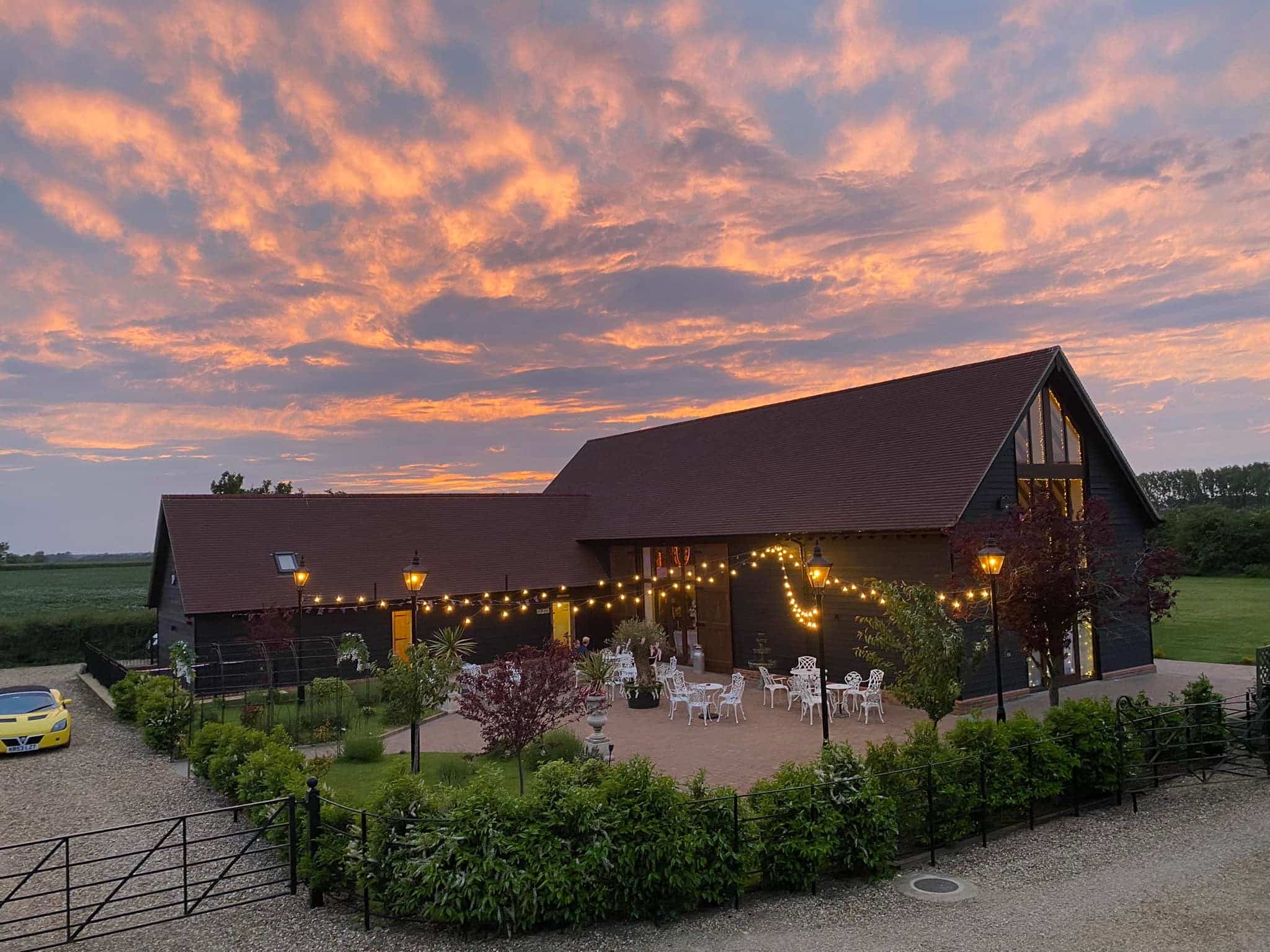 sunset-wedding-barn